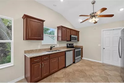 313 Gonzales Place, Lady Lake, FL 32159 - Photo 11