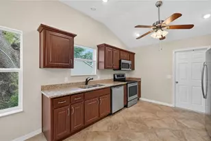313 Gonzales Pl, Lady Lake, FL 32159 - Photo 11