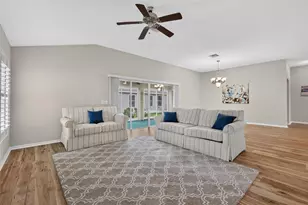 17101 SE 94th Berrien Ct, The Villages, FL 32162 - Photo 3