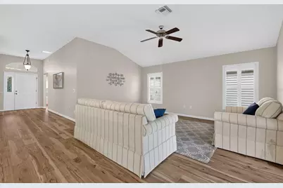 17101 SE 94th Berrien Court, The Villages, FL 32162 - Photo 5