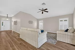 17101 SE 94th Berrien Ct, The Villages, FL 32162 - Photo 5