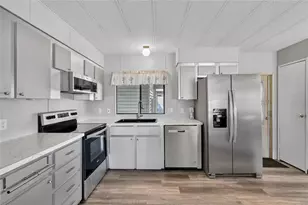 12 N Bobwhite Rd, Wildwood, FL 34785 - Photo 15