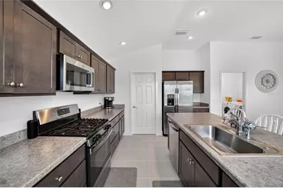 6305 Danielson Loop, The Villages, FL 32163 - Photo 31
