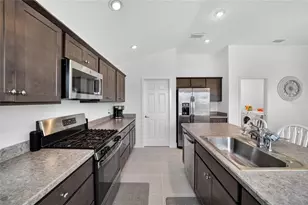 6305 Danielson Loop, The Villages, FL 32163 - Photo 31