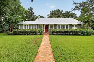 1046 N McDonald St, Mount Dora, FL 32757 - Photo 3