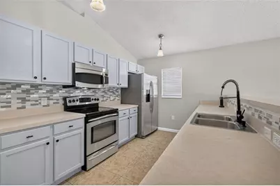 2225 Sandridge Circle, Eustis, FL 32726 - Photo 3