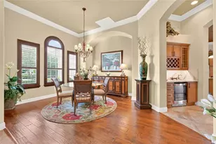 2063 Lake Ridge Dr, The Villages, FL 32162 - Photo 11