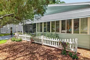 1736 Pebble Beach Ln, The Villages, FL 32159 - Photo 3