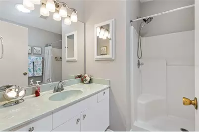 9319 SE 172nd Wayside Place, The Villages, FL 32162 - Photo 17