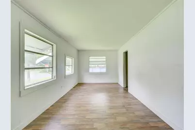 813 NW 5th Street, Webster, FL 33597 - Photo 3