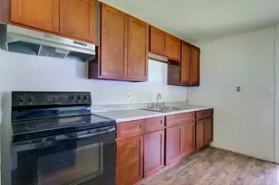813 NW 5th St, Webster, FL 33597 - Photo 9