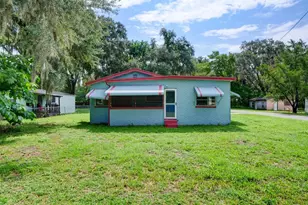 813 NW 5th St, Webster, FL 33597 - Photo 15
