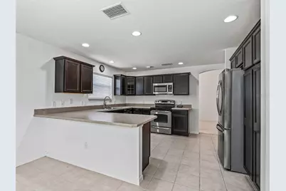 764 Baisley Trail, The Villages, FL 32162 - Photo 5