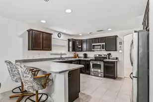 764 Baisley Trail, The Villages, FL 32162 - Photo 3