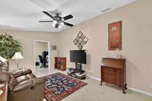 31151 Deal Dr, Mount Plymouth, FL 32776 - Photo 17