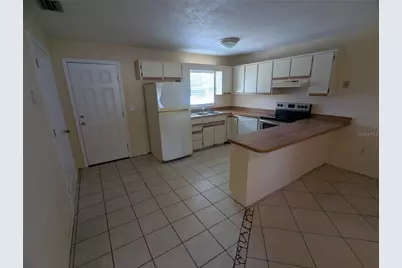 824 N Saint Clair Abrams Avenue, Tavares, FL 32778 - Photo 7