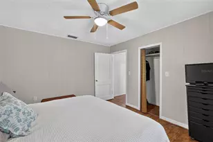 605 Stanley Ave, Wildwood, FL 34785 - Photo 13