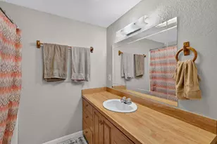 605 Stanley Ave, Wildwood, FL 34785 - Photo 19