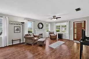 605 Stanley Ave, Wildwood, FL 34785 - Photo 5