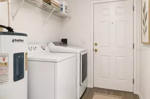 4532 Huppel Ave, Orlando, FL 32811 - Photo 9