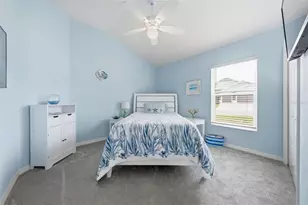 2006 Oppenheimer Ct, The Villages, FL 34762 - Photo 29
