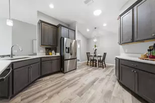 2006 Oppenheimer Ct, The Villages, FL 34762 - Photo 13