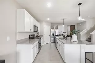 3719 Paragon Ln, Clermont, FL 34714 - Photo 11