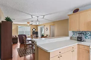 897 Livingston Loop, The Villages, FL 32162 - Photo 5