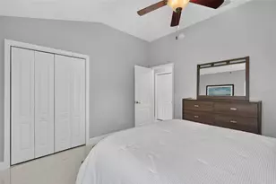 2216 Blackville Dr, The Villages, FL 32162 - Photo 37