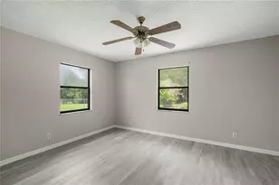 12185 SE 61st Ct, Belleview, FL 34420 - Photo 11