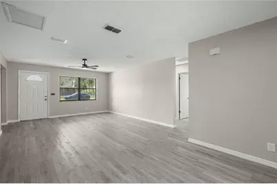 12185 SE 61st Court, Belleview, FL 34420 - Photo 7