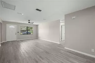 12185 SE 61st Ct, Belleview, FL 34420 - Photo 7