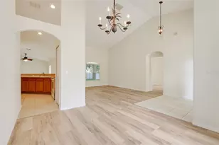 12900 Cloverdale Ln, Clermont, FL 34711 - Photo 7