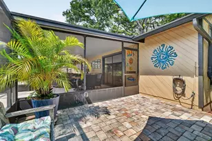 2115 Suzanne Dr, Mount Dora, FL 32757 - Photo 23