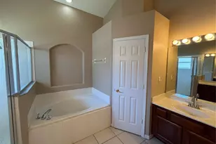 2735 Cedaridge Cir, Clermont, FL 34711 - Photo 7