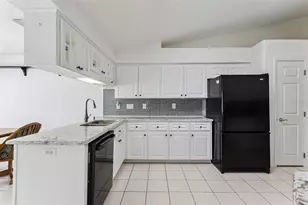 5811 Princess Caroline Pl, Leesburg, FL 34748 - Photo 17