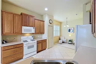 122 Flame Vine Way, Groveland, FL 34736 - Photo 19