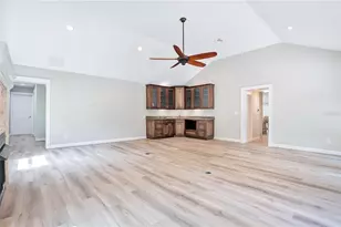 41832 Carrie Ln, Altoona, FL 32702 - Photo 9