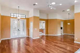 21815 Tartan St, Leesburg, FL 34748 - Photo 5