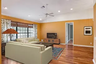 21815 Tartan St, Leesburg, FL 34748 - Photo 7