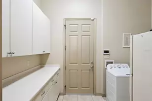 20651 Prince Ranier Pl, Leesburg, FL 34748 - Photo 23