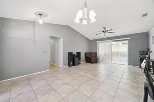 3706 Valencia Grove Ln, Orlando, FL 32817 - Photo 3