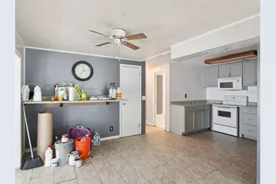 13602 Palm Drive, Astatula, FL 34705 - Photo 11