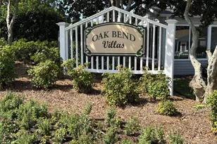 2318 Oak Bend Pl, The Villages, FL 32162 - Photo 3