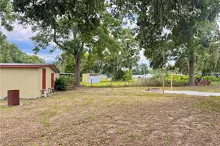 10113 SE 24th Dr, Webster, FL 33597 - Photo 31