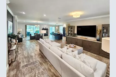 1040 Cottage Drive, The Villages, FL 32162 - Photo 3