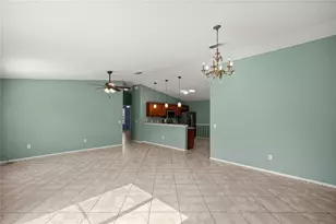 272 Emmalee Pl, The Villages, FL 32162 - Photo 7