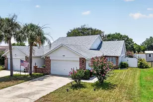 626 Woodview Dr, Tavares, FL 32778 - Photo 3