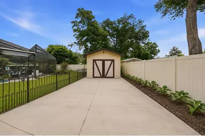 41300 Dixie Avenue, Umatilla, FL 32784 - Photo 25