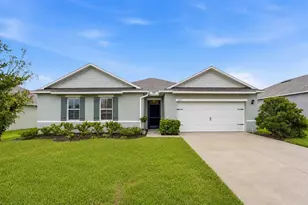 325 Auburn Grv Crossing, Auburndale, FL 33823 - Photo 1